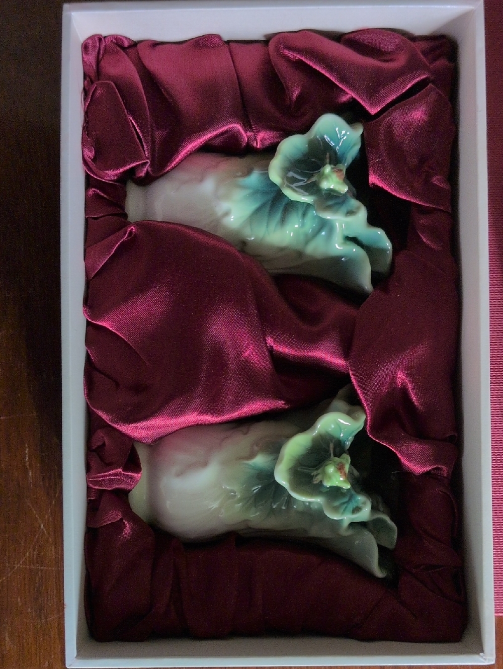 China Nat Palace Museum, Jade Cabbage  S&P, Untouched Orig Box & Wrapper Stamps